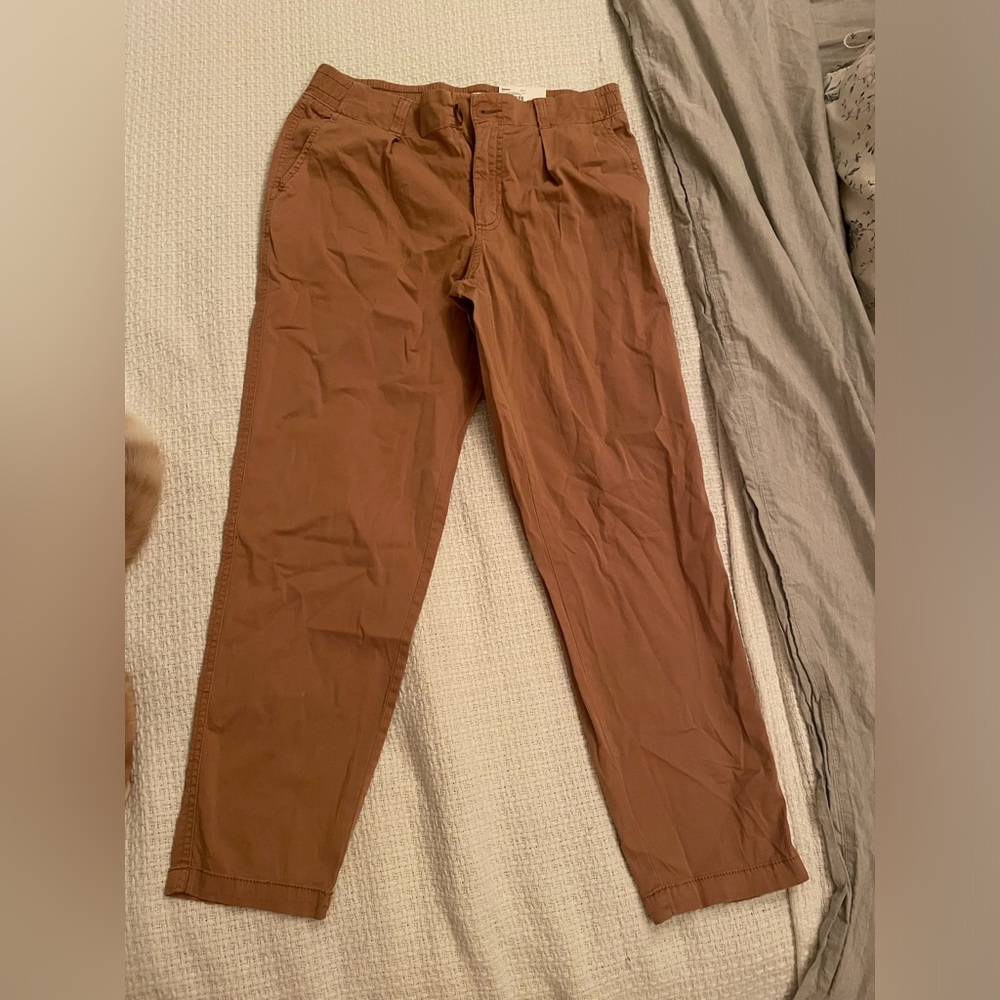 Cropped cargo pants